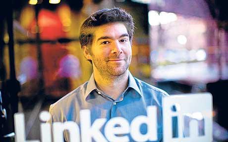LinkedIn’s Twitter upgrade may be that “light bulb” moment for a new generation of ...