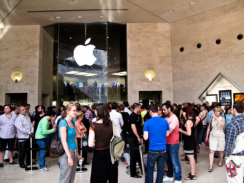 Report: Three Out Of Every Four iPhone 4 Sales Were Upgrades