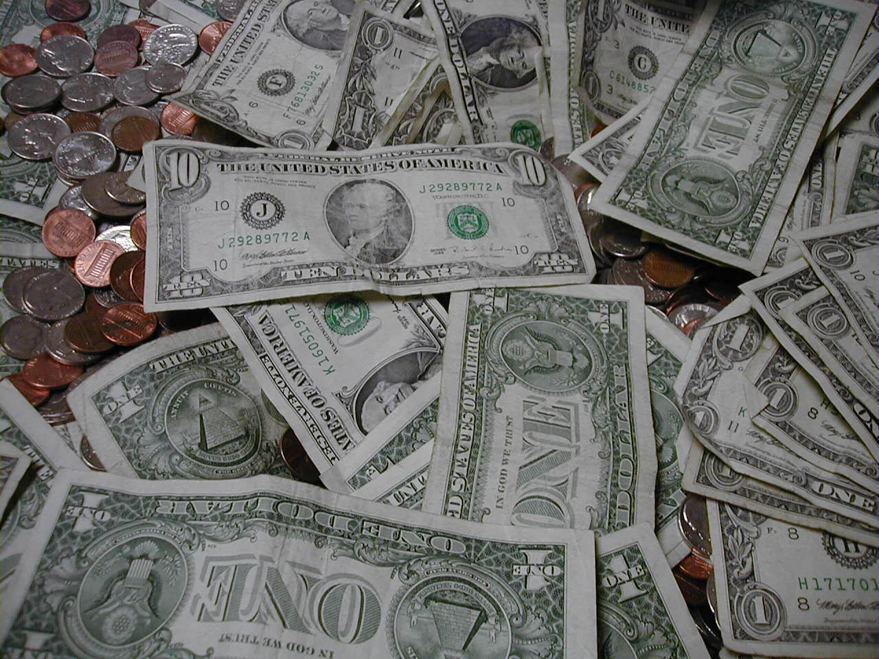 Apple’s Q3 earnings could peek at $16 bn. Thanks, iPhone 4!