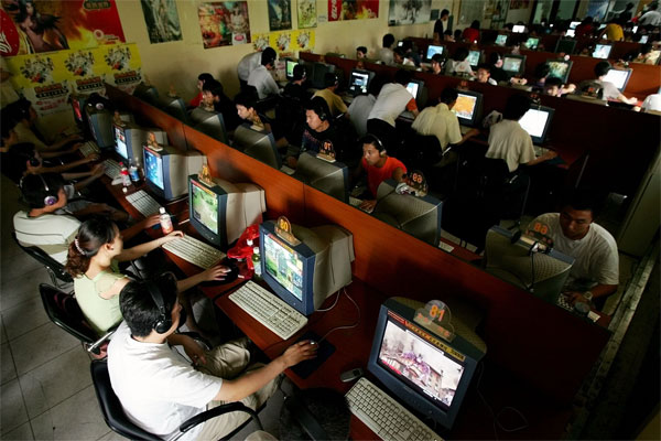 China now has 420 million Internet users, 277 million access by mobile phones