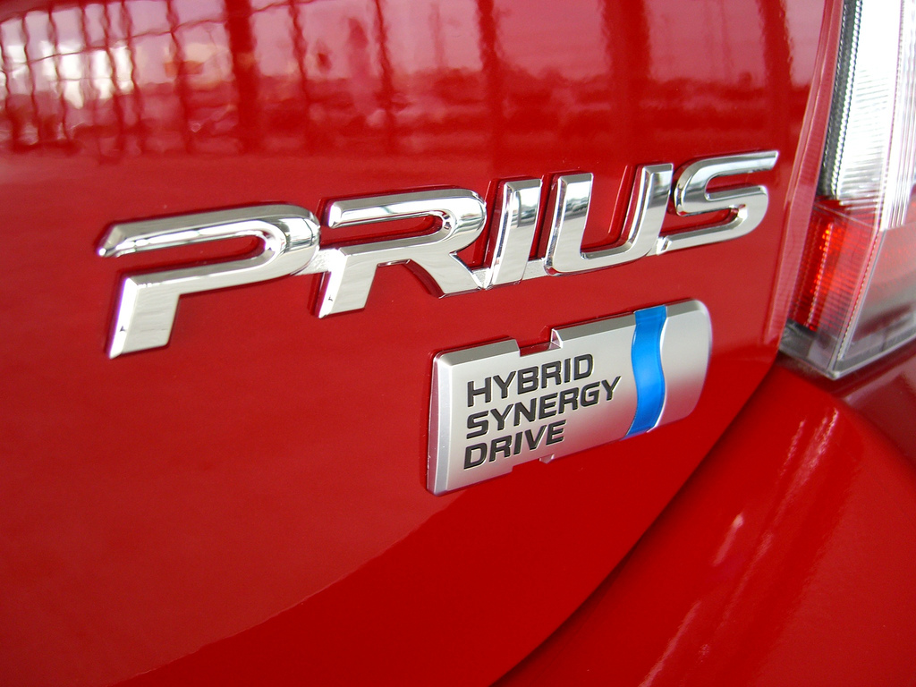 Toyota running Facebook contest to find most passionate Prius owner