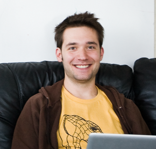 Reddit’s Co-Founder Responds to Cheezburger Founder’s Acquisition Approach