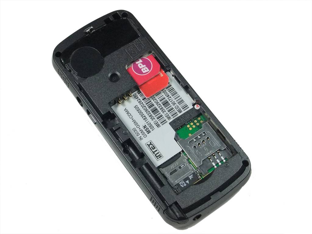 Mobiles Of The Future To Hold Three SIM Cards
