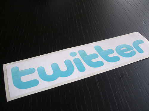 The new Twitter.com – Faster, better experience…and similar to the iPad.