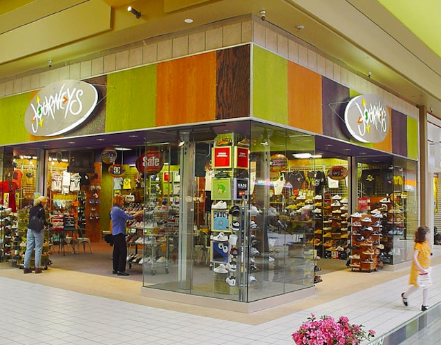 Try on shoes, get a free Android or BlackBerry