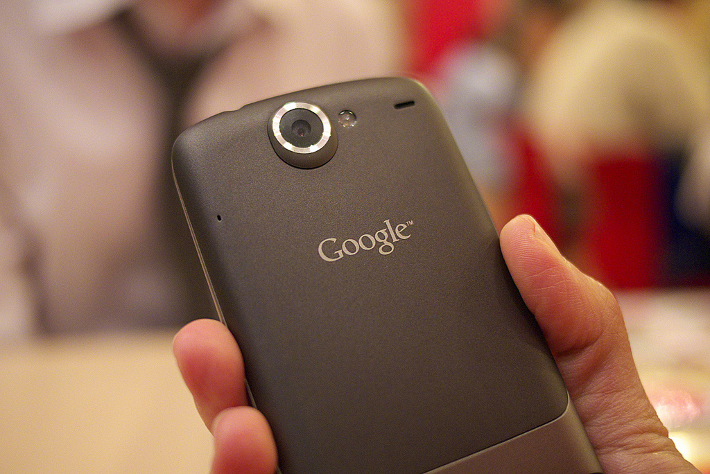 Android Gingerbread and Honeycomb test builds emerge on Nexus One