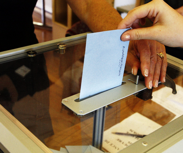 10 questions, 8 million respondents, 1 giant election-centric infographic