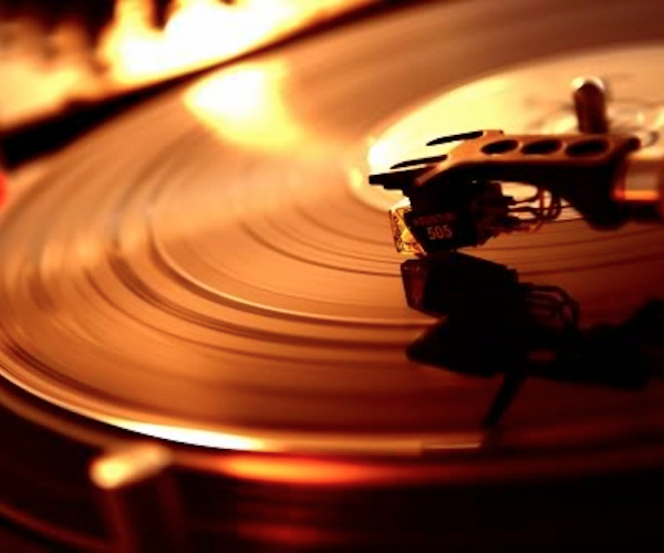 App Store Classic: Baby Scratch. Turn your iPhone into a virtual turntable