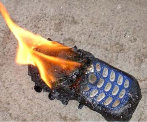 Video: LG’s LU-3000 burns iPhone 4 and Galaxy S in speed test