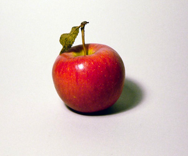 Apple reportedly refreshing iPad in January; April will bring MacBook Pro with light peak