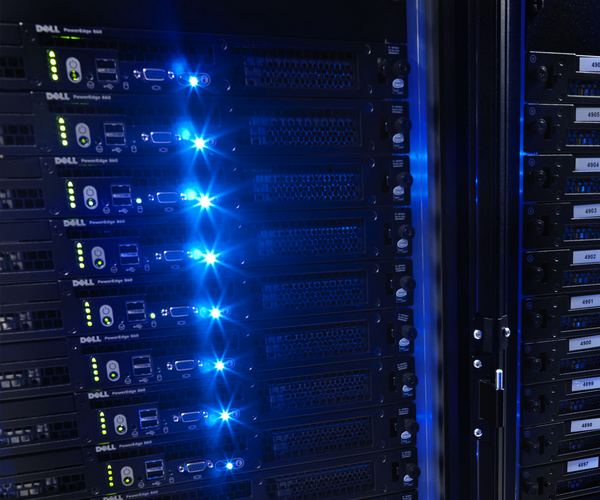 Facebook to drop $450 million on new data center