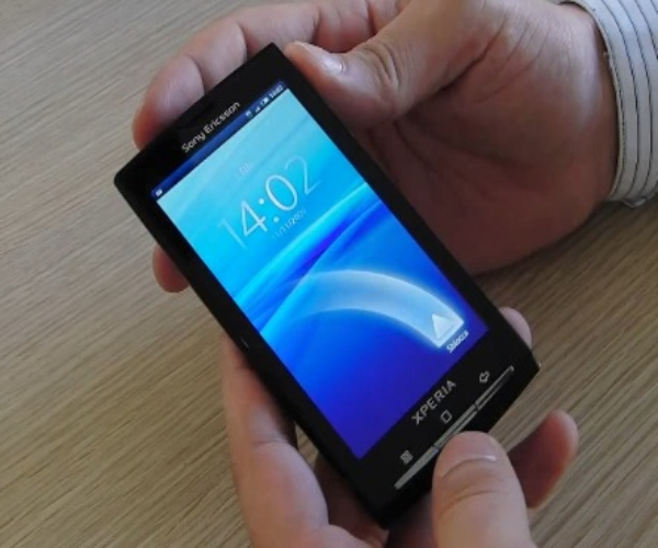 Sony Ericsson X12 coming with Android Gingerbread? Looks like it.