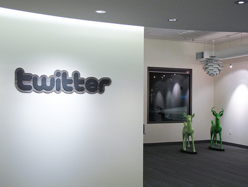British Prime Minister urges Twitter to choose London for its European HQ