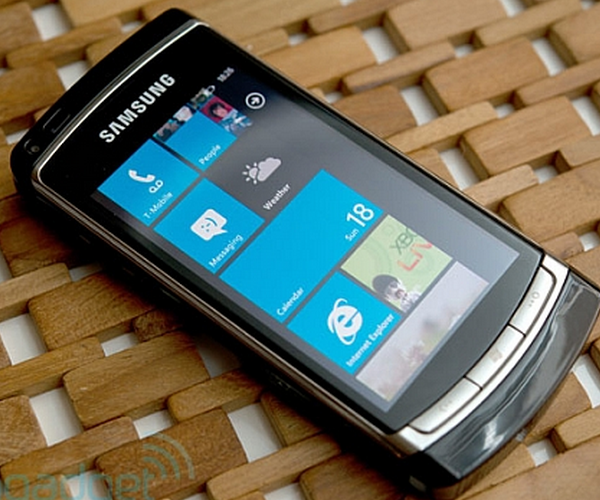 This is what a Windows Phone 7 tablet would look like