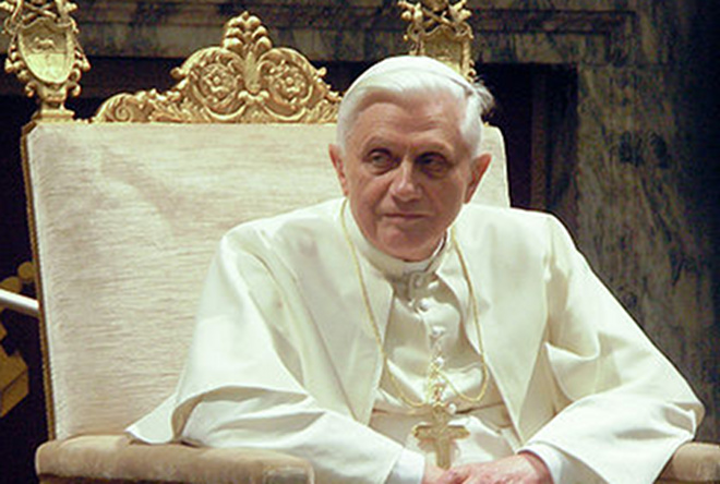 The Pope slams fake social media profiles and linkbait