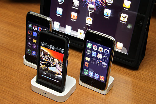 Apple to incorporate NFC into its next-generation iPhone and iPad?