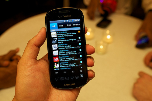 Samsung Galaxy S hits target, surpasses 10 million units sold
