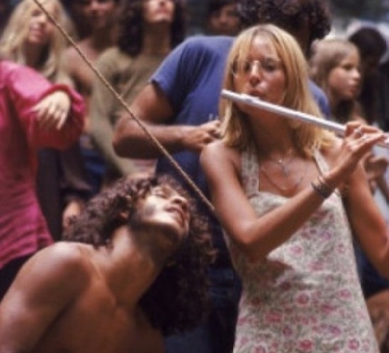 Express your Facebook status through song with MoodMusic