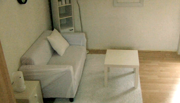 1 white room + 2 projectors = instant redecorating madness