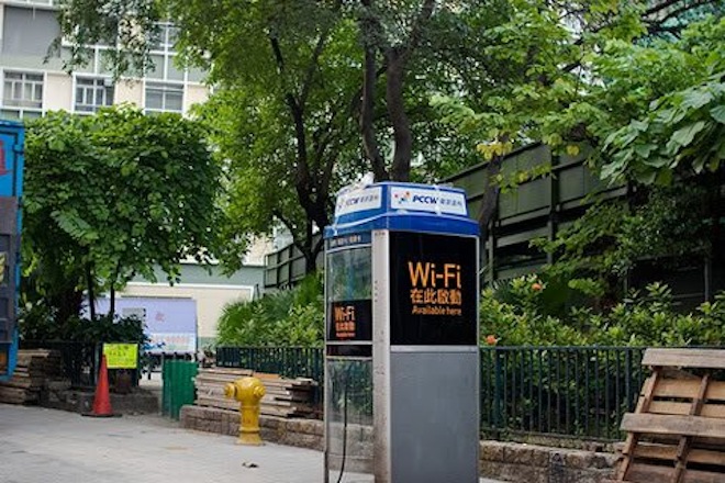 China to expand WiFi hotspots by converting phone booths