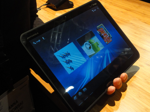 Motorola XOOM to launch without Flash support