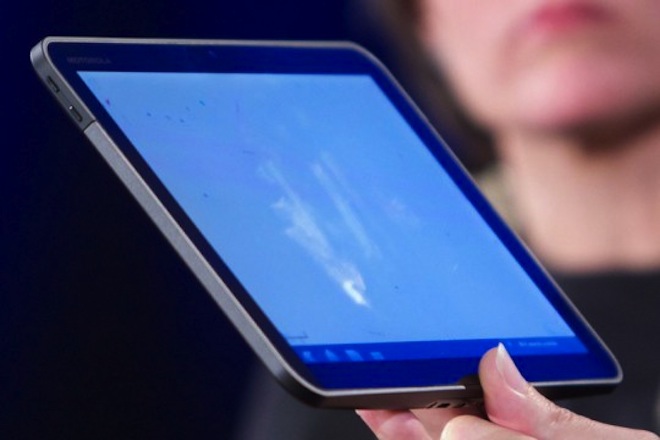 PC World brings back the Xoom WiFi, at a higher price.