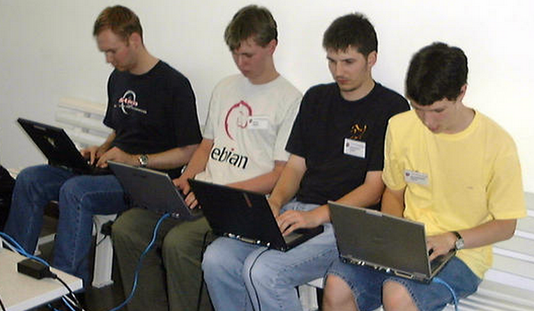 New tool provides root access to Samsung WP7 devices