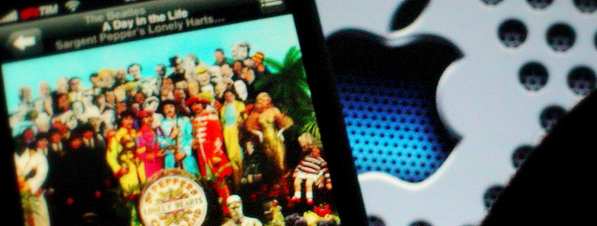 Apple Signs Deal with Warner Music for Cloud Streaming