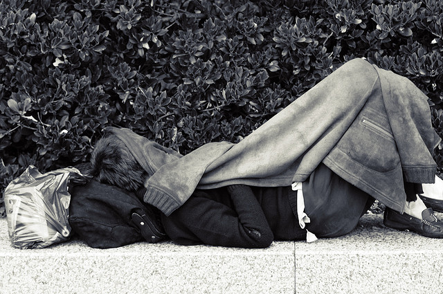 iHobo app returns, adds social sharing and SMS donations to help support the homeless