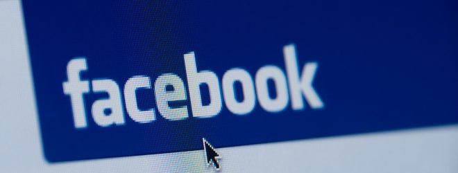 Facebook Comments update adds Hotmail login