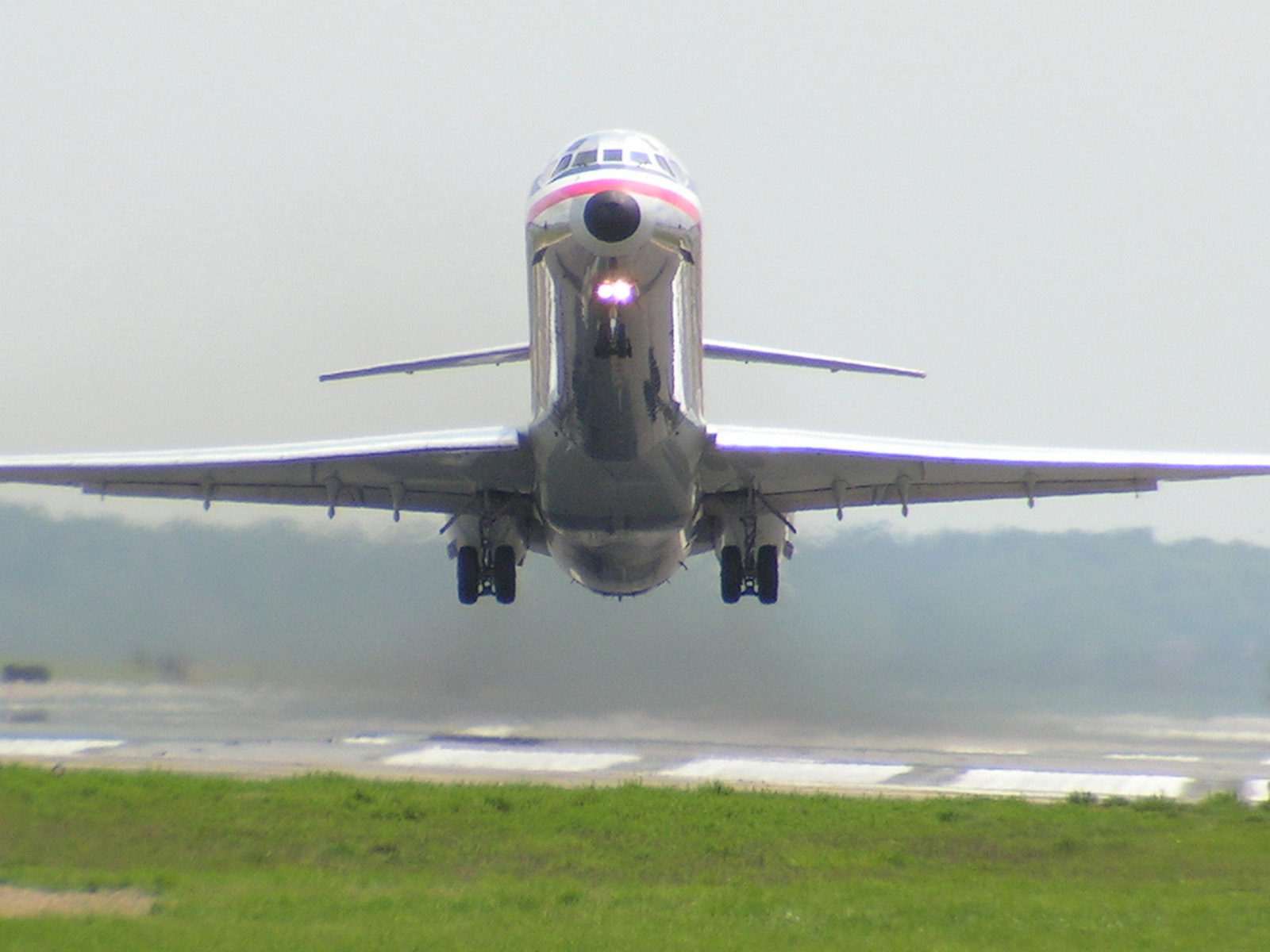 5 Airlines with Social Media Savvy at 35,000 feet