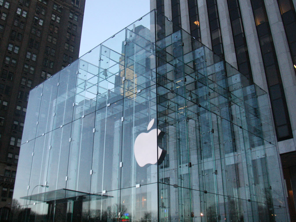 Apple overtakes Google to become the world’s most valuable brand