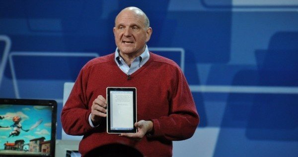 Microsoft considers launching branded Windows 8 tablet