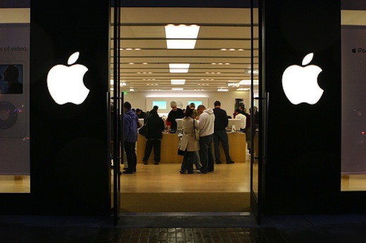 Apple Retail commemorates 10th anniversary with emotive 1812-word poster
