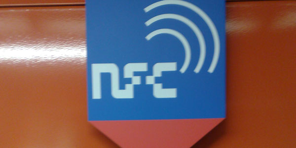 Australian bank ANZ’s mobile payment efforts ended by MicroSD concerns