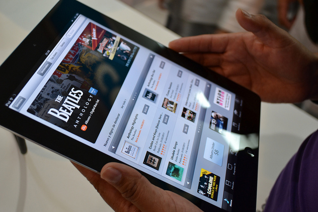 Apple reportedly eyeing second manufacturer for next-gen iPad