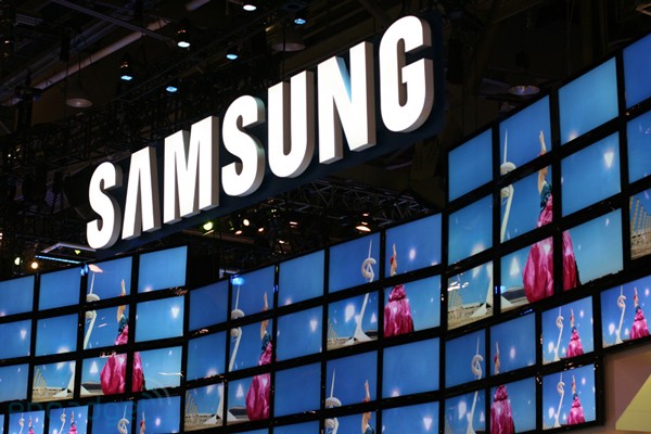 Samsung hires ex-HP VP to boost PC sales, considers buying webOS: Report