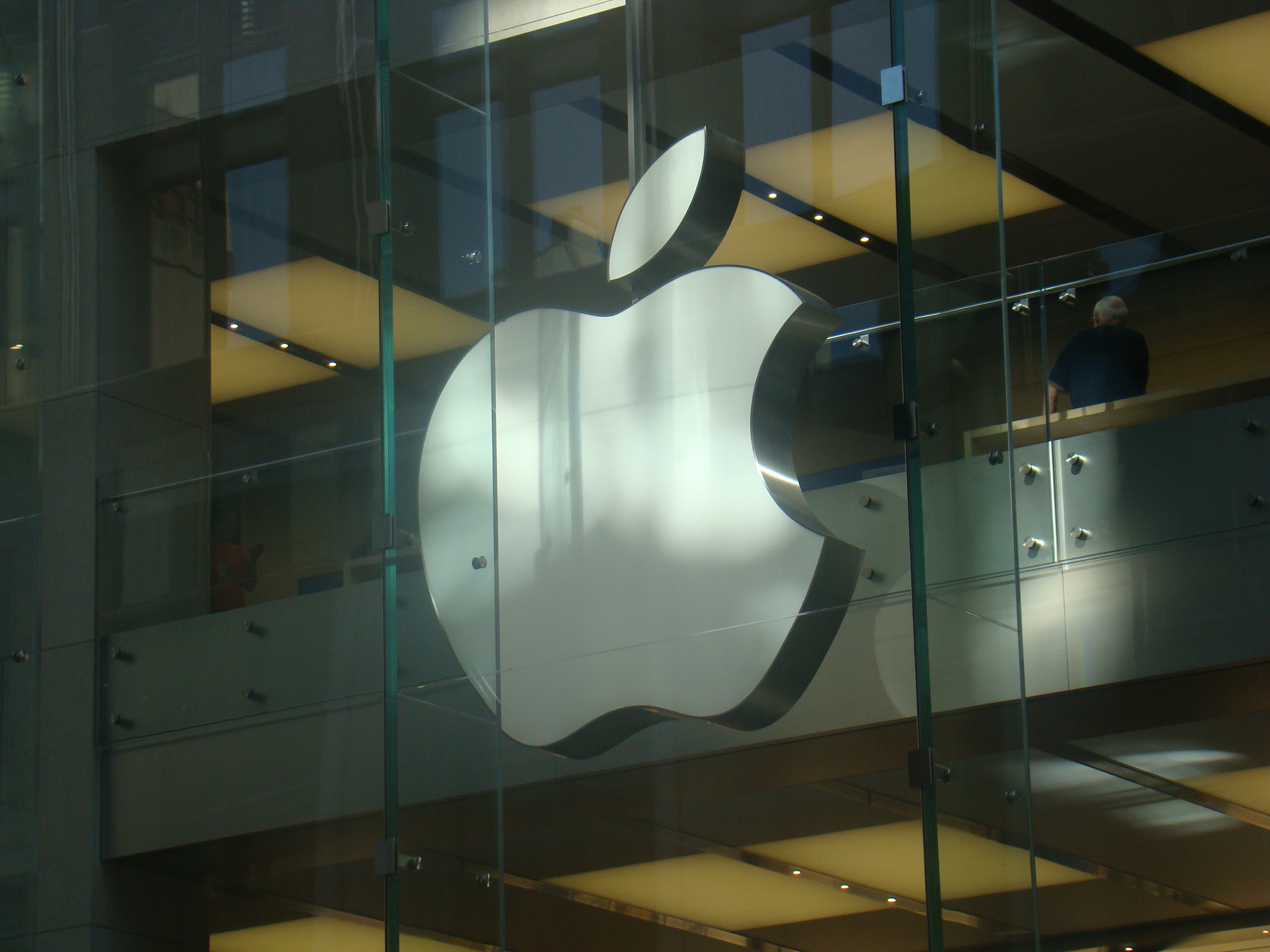 Rumours suggest iOS 5 GM coming September 23, iPhone 5 launch on October 15