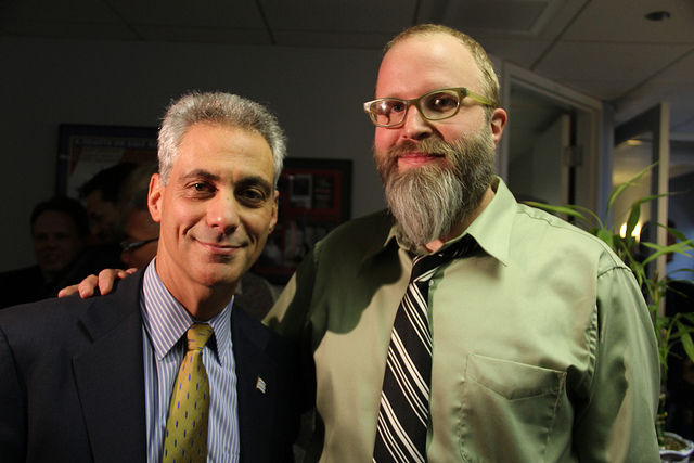 Chicago Mayor Rahm Emanuel meets Twitter impostor @MayorEmanuel at book signing