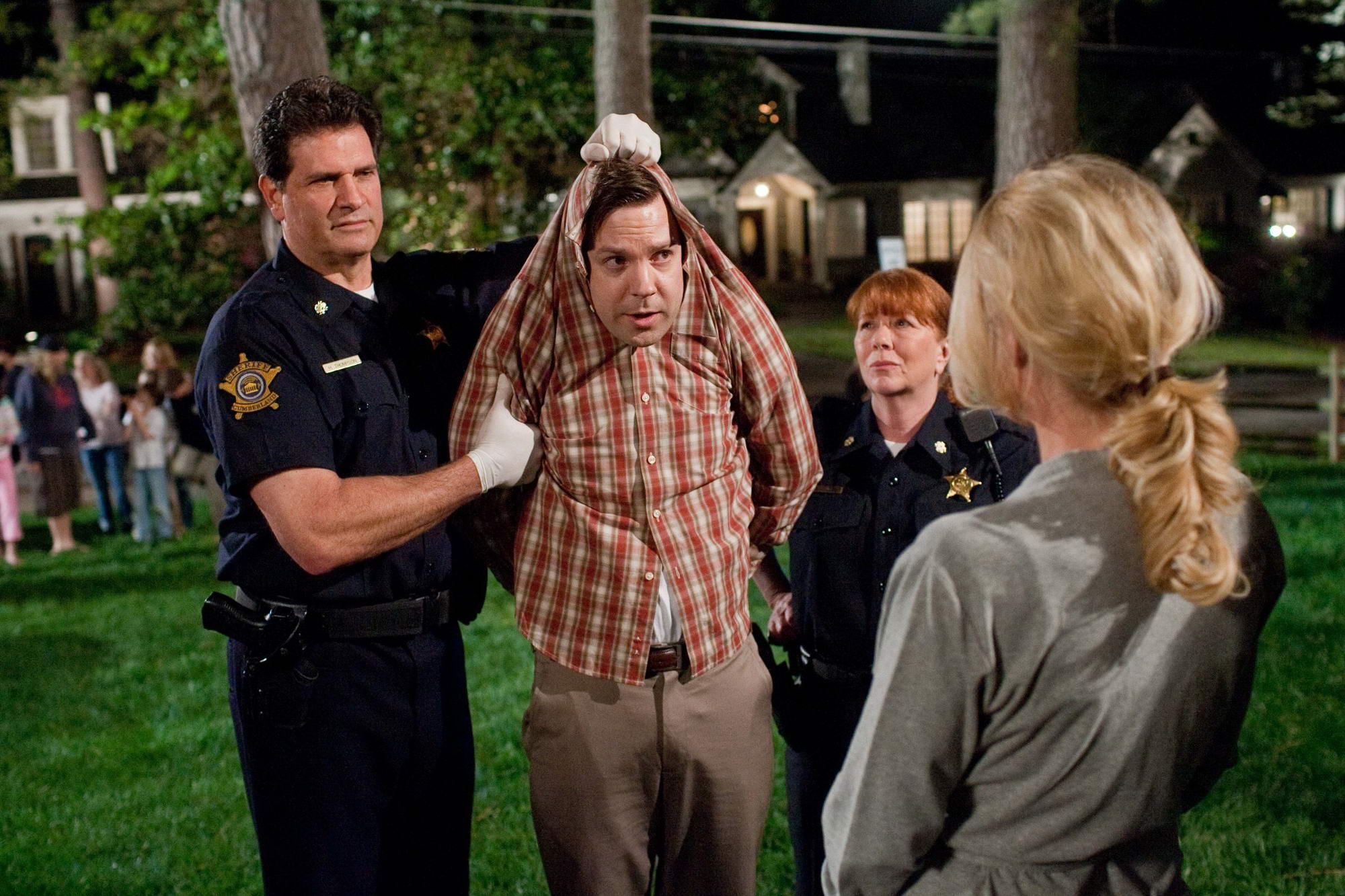 Cop is suspended for downloading a pirated movie in his squad car