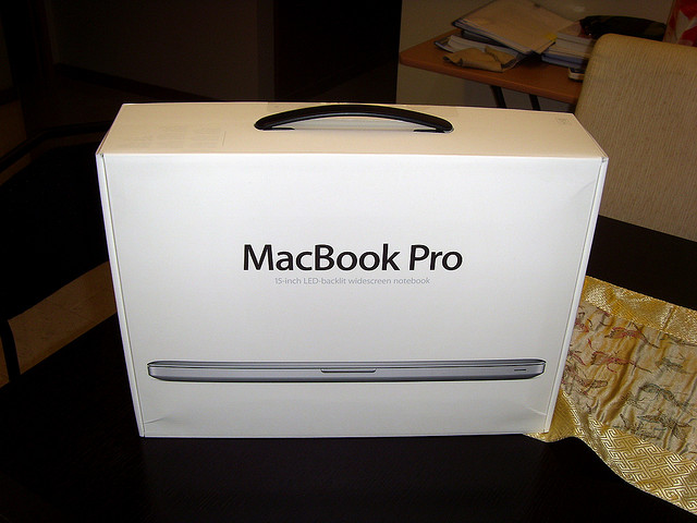 Apple upgrades MacBook Pro models; bumps up processors, graphics and hard drives