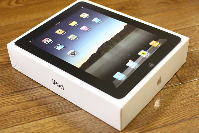 Samsung asks European trademark agency to void Apple’s iPad design rights