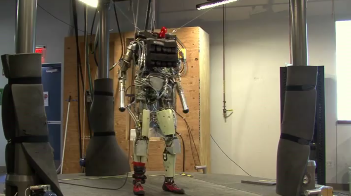 Meet PETMAN, an anthropomorphic robot that walks, squats and sweats