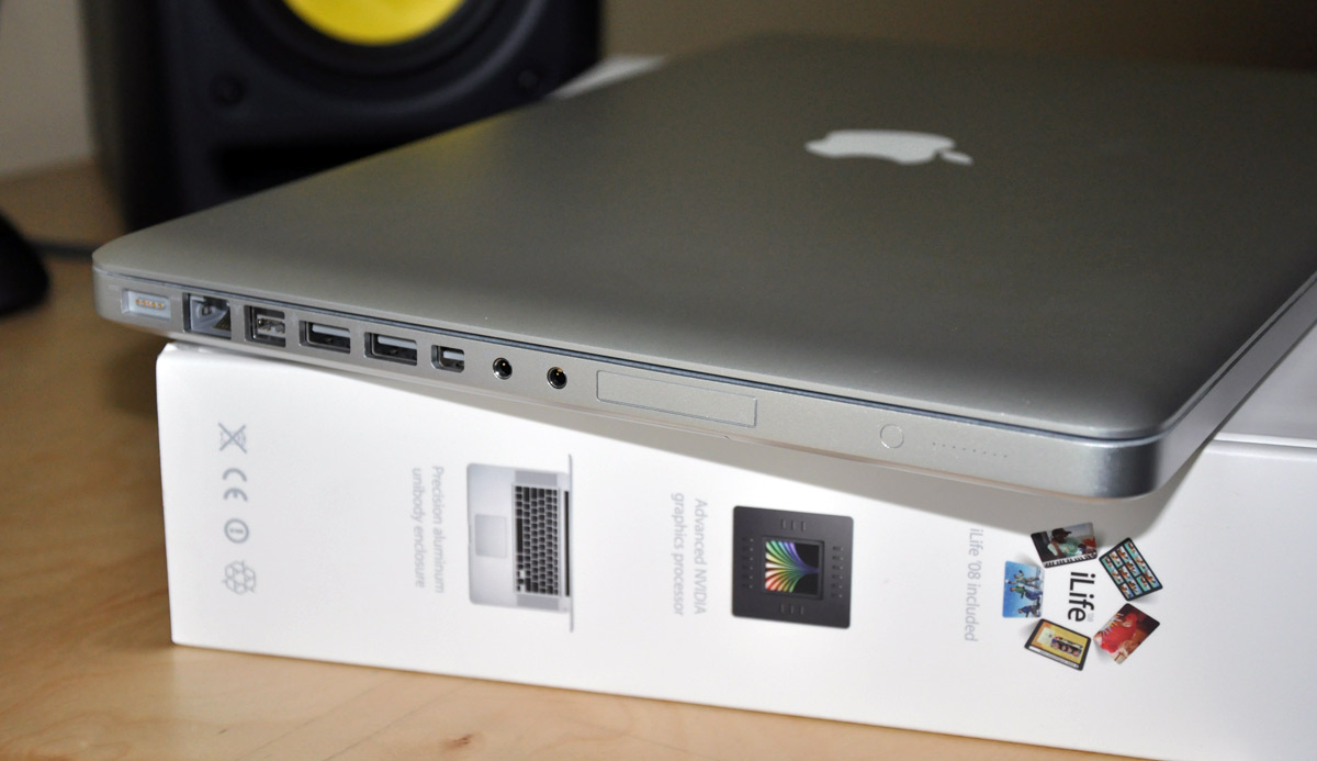 Leak on Appleâs website hints at new MacBook Pros âcoming in Novemberâ
