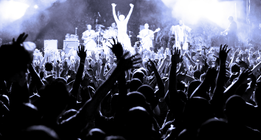 Exfm just hit Play on its awesome new music experience, now for Firefox and Safari too