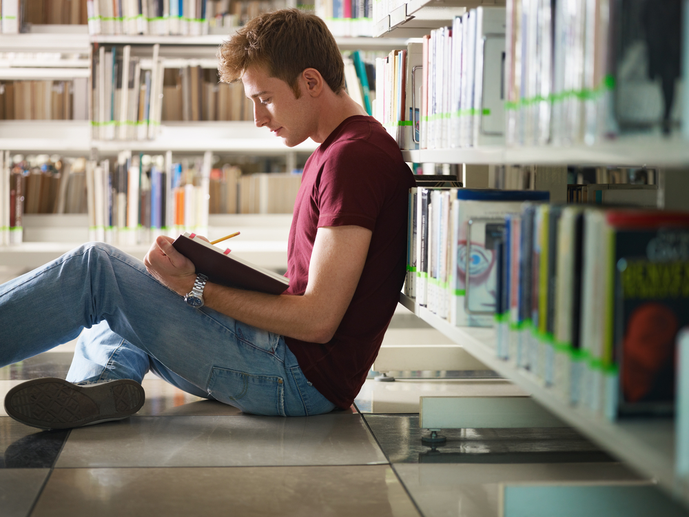 Acceptly launches an app to help students get into college