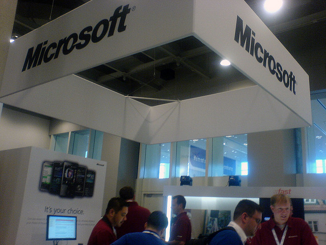 For the first time, Microsoft’s Internet Explorer falls below 50% in browser market share