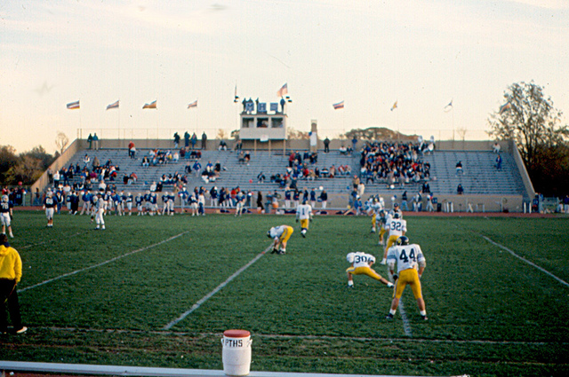 SportShadow uses foursquare’s API to tell you who’s at the game