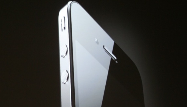 The iPhone 4 8GB launches in Brazil, but wait until you see the price tag