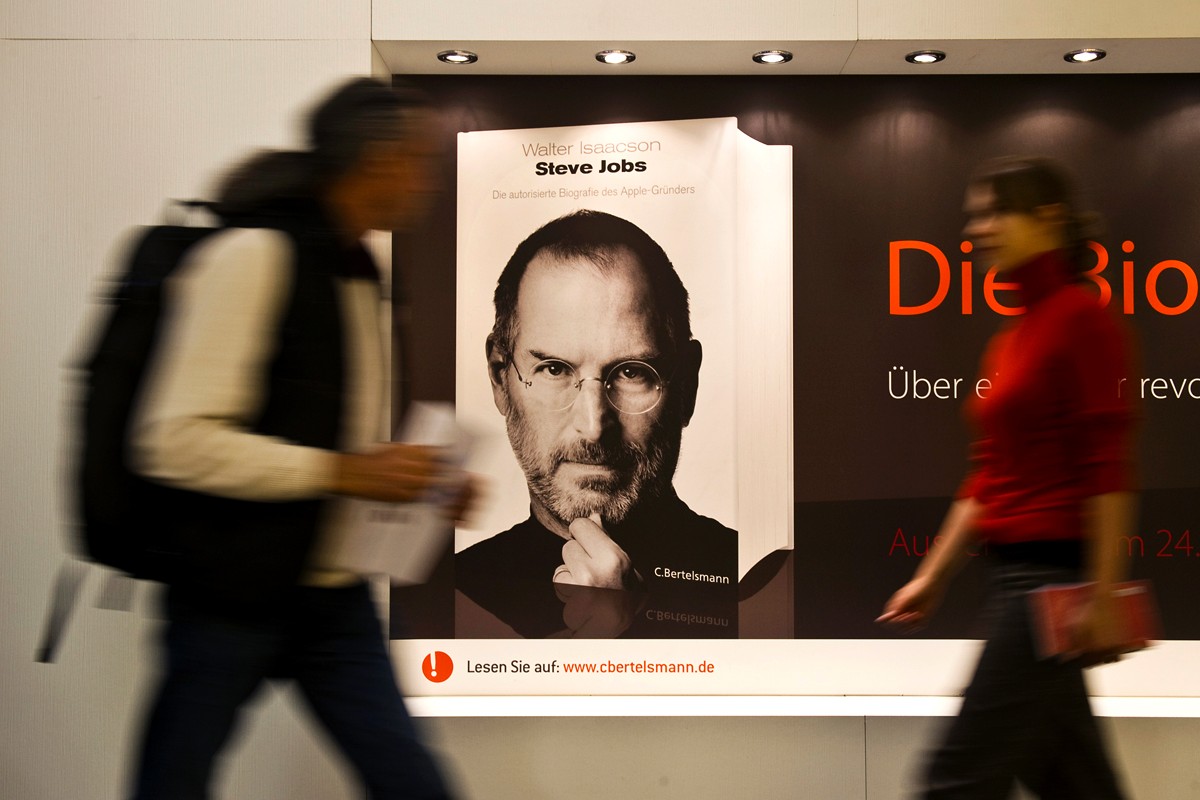 Steve Jobs biographer kept quiet about Apple’s product plans